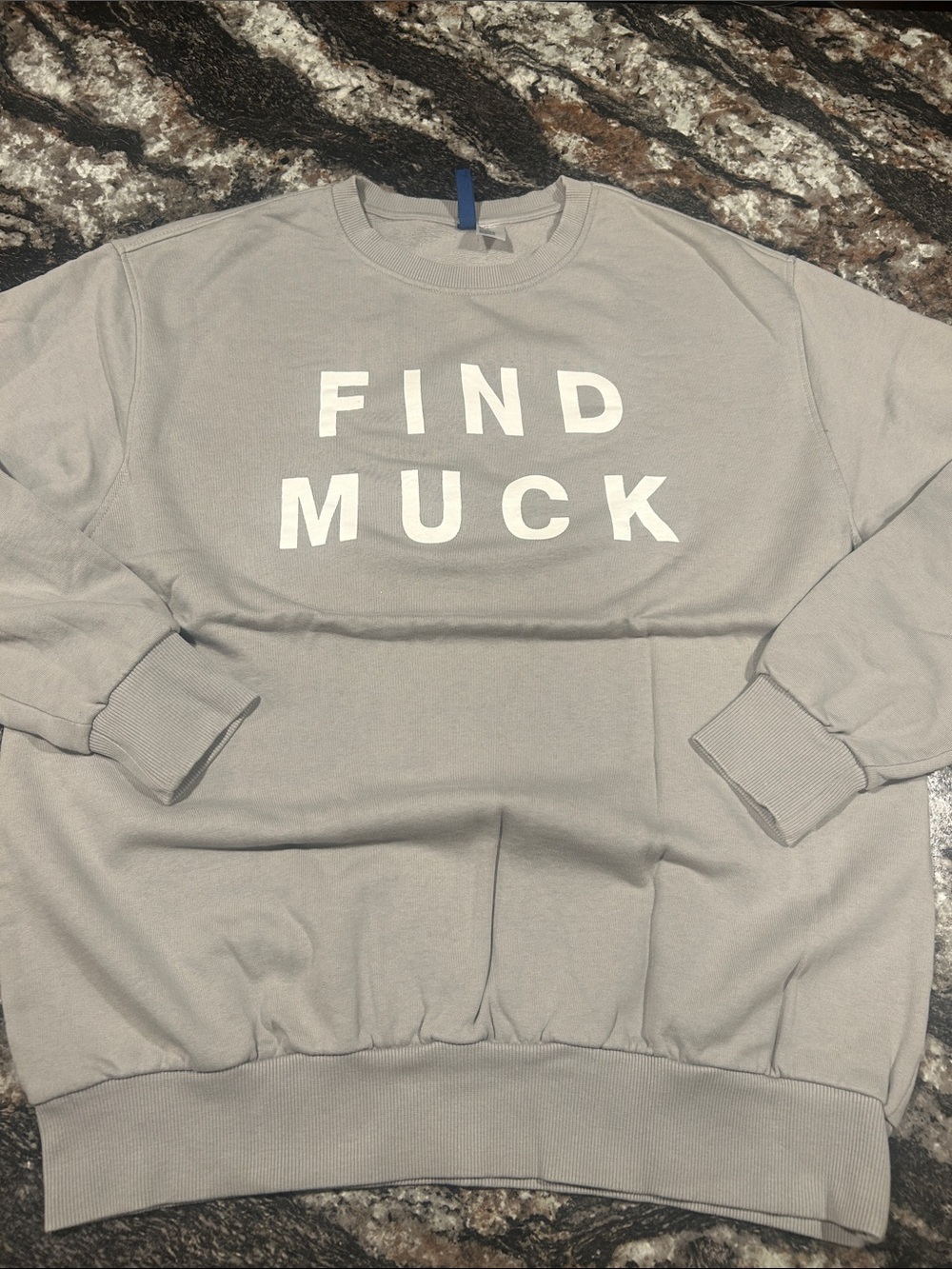H&M Men's Light Gray Crewneck Sweatshirt with 'FIND MUCK' Print